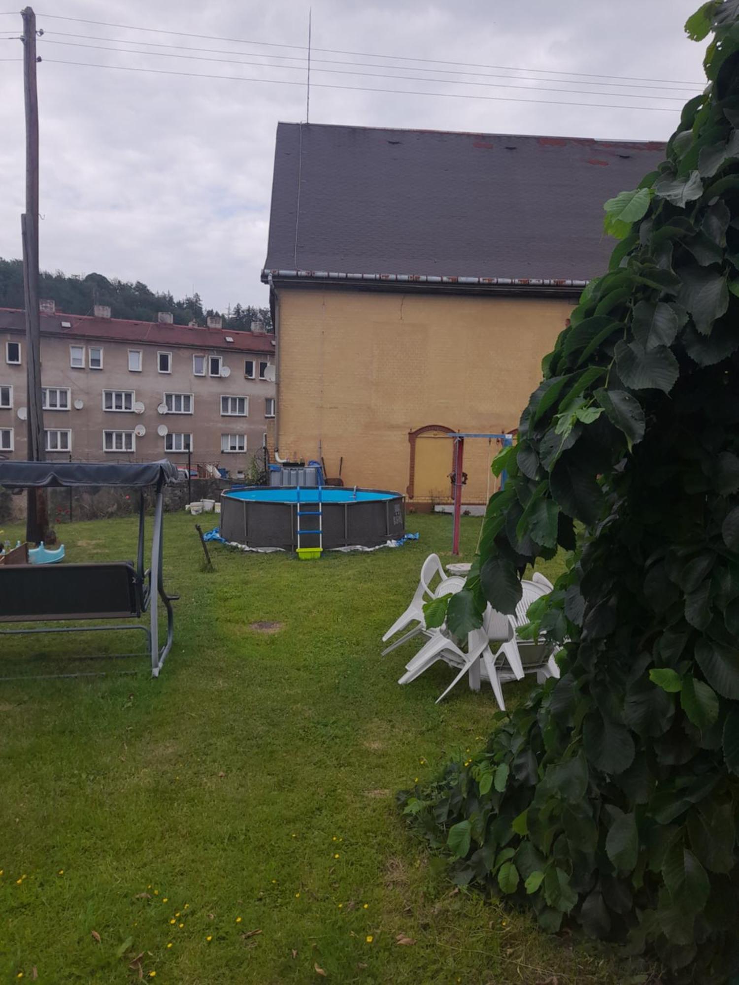 Penzion Sklarska Hospoda Chřibská Екстериор снимка